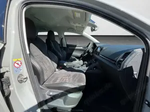 Skoda Karoq Tour 2,0 TDI DSG NAVI AHK STANDHZG MATRIX- Bild 4
