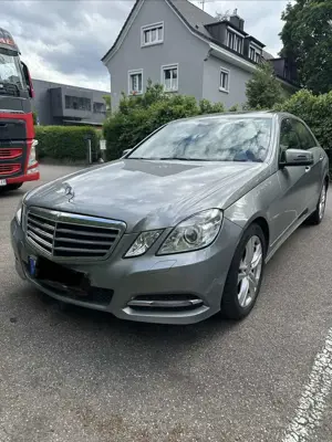Mercedes-Benz E 200 CDI DPF BlueEFFICIENCY 7G-TRONIC Elegance