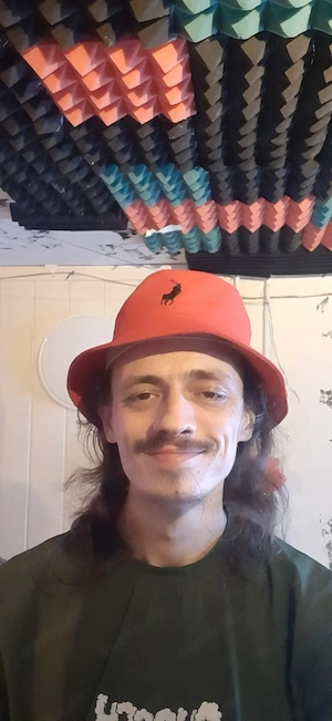 Suche Frau um ihre mumu zu verwöhnen  Bild 3