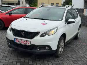 Peugeot 2008 1,2 Euro6 Motor Läuft unruhig