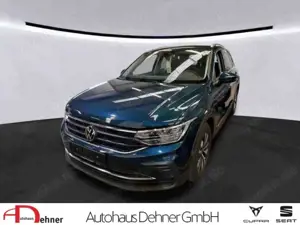 Volkswagen Tiguan Life Move 2.0 TDI DSG RKAM+SHZ+NAVI+CARPLAY Klima