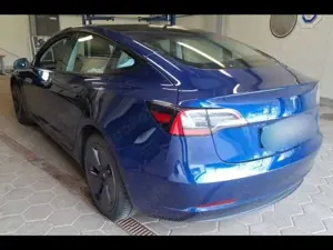 Tesla Model 3 Bild 3