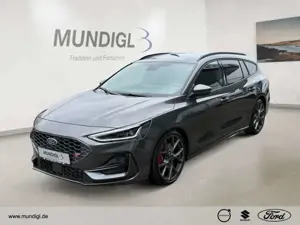 Ford Focus Turnier ST X HUD Navi B  O ACC RFK PDC SZH LRH FS
