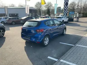 Dacia Sandero Essential SCe 65 *Standort Malente* Bild 4