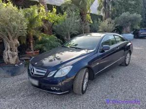 Mercedes-Benz E 250 E-Klasse Coupe CGI Coupe BlueEFFICIENCY Automatik Elegance