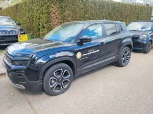 Jeep Avenger Summit Electric Top Fahrzeug