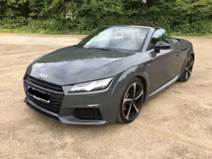 Audi TT 2.0 TFSI quattro Vollausstattung, Alcantara Sitze