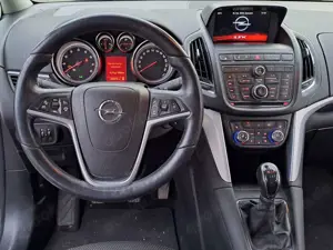 Opel Zafira Tourer 1.6 CNG Turbo ecoFLEX Active Bild 5