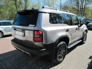 Toyota Land Cruiser PRA 2,8 MildHyb Execu. NEW ON STOCK Bild 4