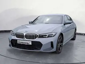 BMW 318 i Automatik M Sportpaket, Navi, PDC, Kamera