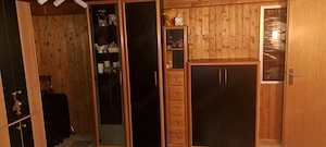 Wohnwand mit Seitenschränke zu verschenken 