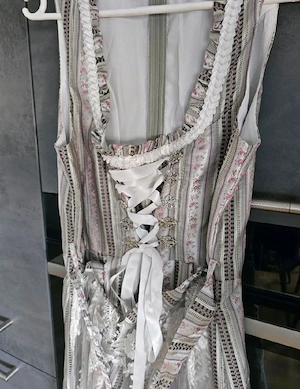 Dirndl gr.38   M 
