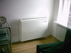 Split Klimaanlage Wandtruhe Aircon Set EDV Kühlanlage Non-Inverter Kältemittel Kältemittelflasche