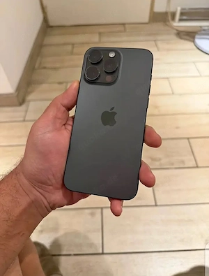 iPhone 15 Pro Max 250 GB  Bild 4