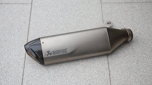 Endschalldämpfer Titan-Carbon Akrapovic BMW S1000 R RR ESD