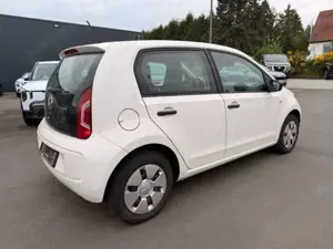 Volkswagen up! take up! CoolSound-Paket *8. Fach bereift* Bild 4
