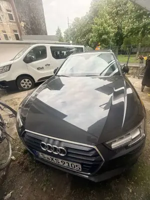 Audi A4 Avant 2.0 TDI S tronic quattro design