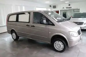 Mercedes-Benz Vito 4x4 Hentschke Bestattungswagen/Leichenwagen Bild 4