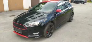 Ford Focus Focus 1.5 EcoBoost Start-Stopp-System ST-Line