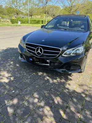 Mercedes-Benz E 220 Mercedes E220 Diesel Kombi 2 Hand Panorama 360 Kam