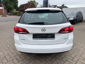 Opel Astra K  1.6 CDTI Sports Tourer Edition Bild 5