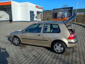 Volkswagen Golf 1.6 Automatik Bild 2