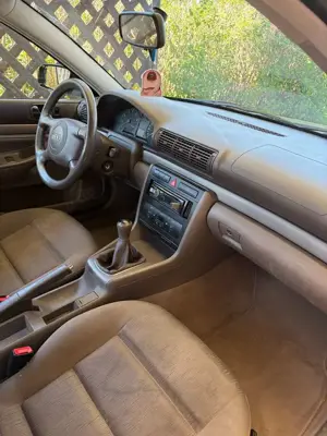 Audi A4 A4 1.6