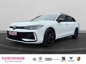 Volkswagen Passat R-Line 2.0 l TDI MATRIX+ACC+HUD+PANO+NAVI+RFK+AHK