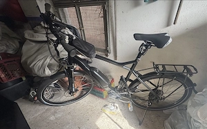 Neuwertiges E-Bike Trenga 28    nur 69 km   wie neu   504Wh