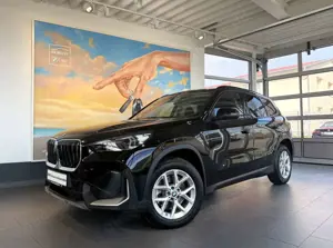 BMW X1 20 i sDr. KAM+AHK+KAM+KOMF+adpLED+
