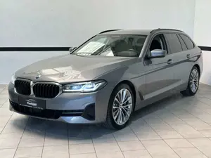 BMW 530 530i Touring xDrive Aut. Navi*Leder*LED*HUD*19Zoll