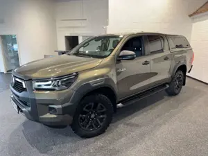 Toyota Hilux DoKa Invincible 4x4 NAVI AHK HARDTOP