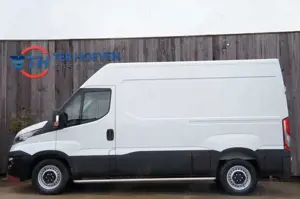 Iveco Others Daily 35S12 2.3 HPi Hi-Matic L2H2 AHK 85KW Euro6