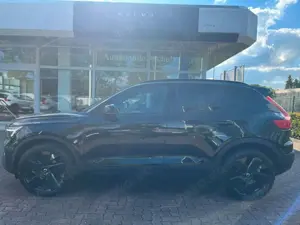 Volvo XC40 B3 Plus Black Edition DCT