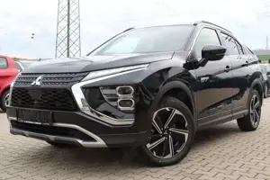 Mitsubishi Eclipse Cross 2.4 Plus 4WD Navi Temp. R.Kamera