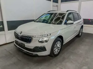 Skoda Kamiq SELECTION DSG KESSY RFK LED NSW KLIMAAUTOMATIK ...