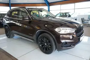 BMW X5 xDrive 30 d XENON / NAVI / LEDER / HUD /R-KAM Bild 2