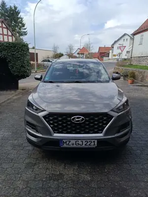 Hyundai TUCSON Select 2WD