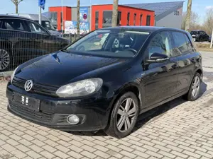 Volkswagen Golf 1.2 TSI Match Klimaauto Navi Sitzhzg PDC
