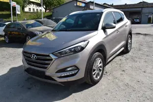 Hyundai TUCSON Style 4WD