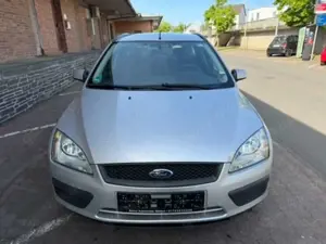 Ford Focus Fun X 1.8 - Tüv-Asu NEU (05-2028) - Bremsen NEU