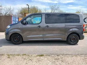 Peugeot Traveller Active L2 Bild 4