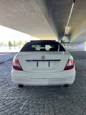 Mercedes-Benz C 350 4Matic (BlueEFFICIENCY) 7G-TRONIC Elegance