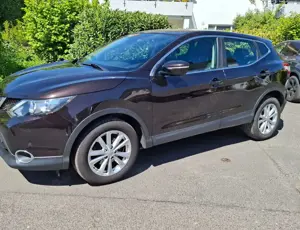 Nissan Qashqai Qashqai Acenta NAVI AHK 1.2l 115 PS mit Anhängerku