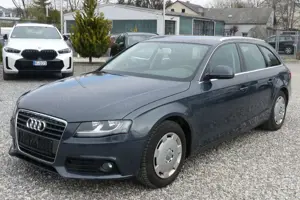 Audi A4 1.8 TFSI Attraction*AHK*SHZ*SR ALU*WR*KLIMAAUTO*