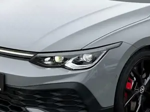 Volkswagen Golf GTI VIII 2.0 TSI Clubsport APR Stage I+Pano+BlackStyle Bild 5
