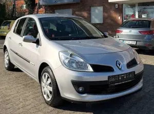 Renault Clio 5-Türer 1.2 16V Ripcurl 2.Hand Scheckheft