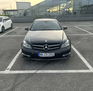 Mercedes-Benz C 250 Coupe (BlueEFFICIENCY) 7G-TRONIC