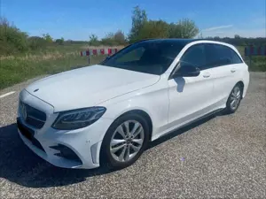 Mercedes-Benz C 220 d T 9G-TRONIC AMG Line