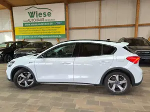 Ford Focus 1,5 Ecoboost Active,AHK,LED,HUD,IACC
